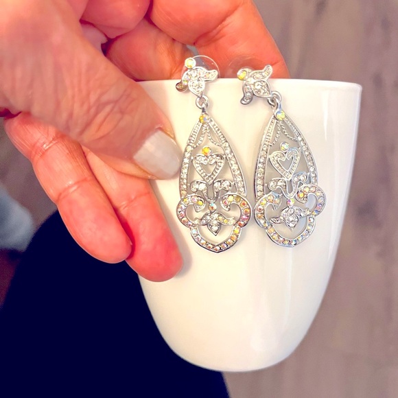 Anthropologie party earrings new - Picture 2 of 3